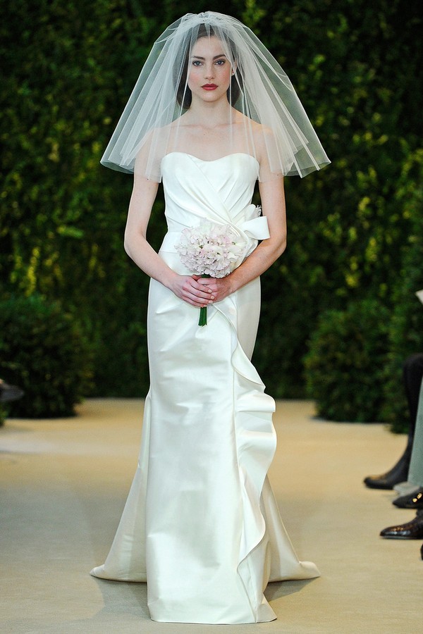 Xu hướng váy cưới trơn duyên dáng cho mùa xuân 2014 - 3