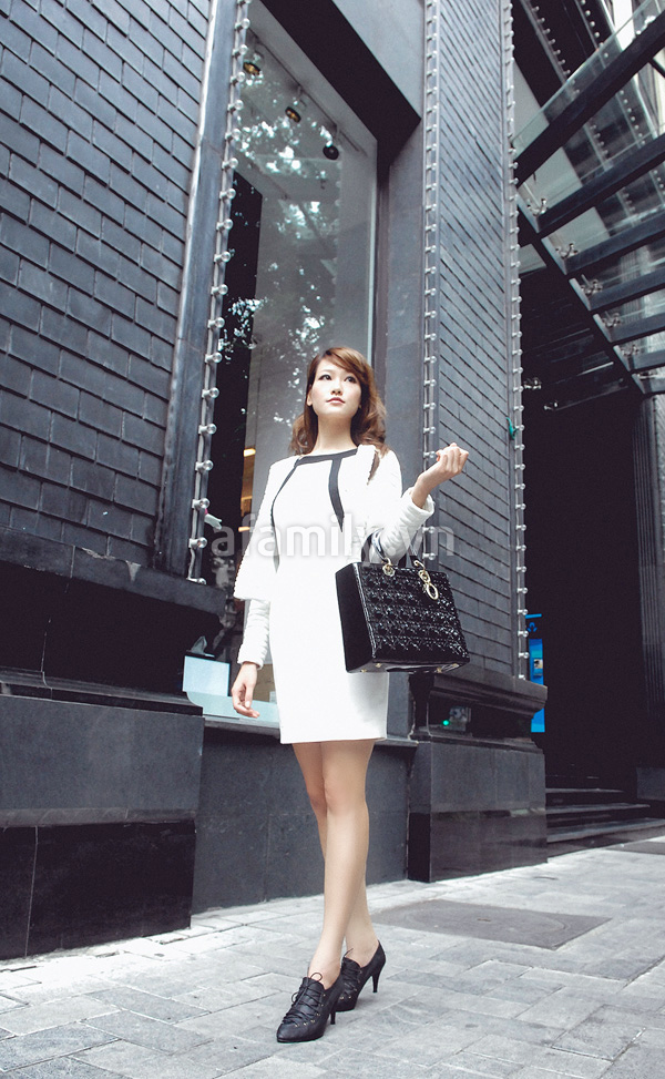 Công sở đa phong cách cùng blazer mùa thu Công sở đa phong cách cùng blazer mùa thu