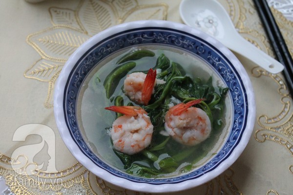 Giản dị ngon cơm món canh rau muống nấu tôm 11 Giản dị ngon cơm món canh rau muống nấu tôm 11
