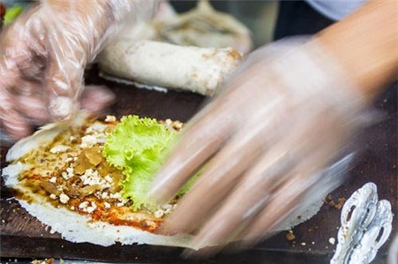 5 món ăn đường phố khoái khẩu Singapore, Ẩm thực, mon an duong pho Singapore, am thuc Sigapore, am thuc duong pho Sigapore, Yusheng, Chwee Kueh, Lor Mee, Rojak, Popiah, am thuc, mon ngon de lam, mon ngon