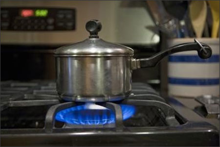 Làm sao để tiết kiệm gas trong nhà bếp