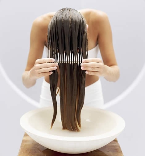 4 cách dưỡng tóc mềm mượt thần kỳ siêu đơn giản
