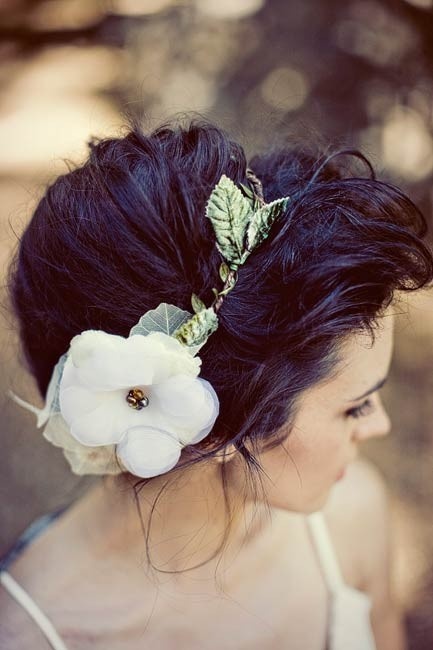 Bí kíp giúp cô dâu "tỏa sáng" cùng váy cưới ngắn 10