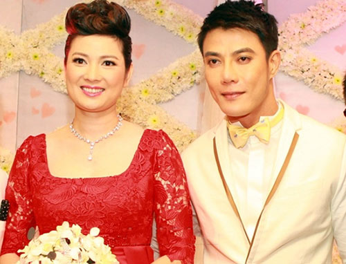 Cô dâu nào khiến showbiz "rúng động" nhất? - 7