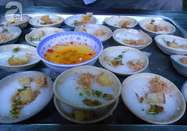 Đà Nẵng: Chiều chiều rủ nhau đi ăn đủ loại bánh đặc sản Huế 1
