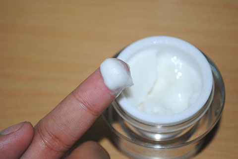 trang điểm mỗi sáng - hình minh họa 2