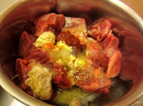 Bắp bò nấu bia - hình minh họa 3