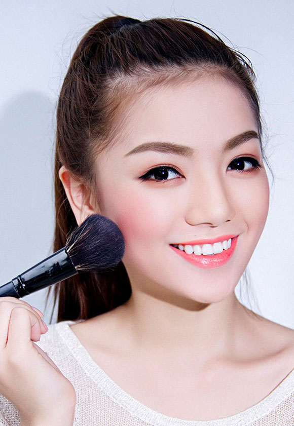 Bí Quyết Trang Điểm Điêu Khắc Gương - hình minh họa 13