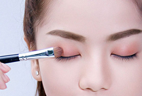 Bí Quyết Trang Điểm Điêu Khắc Gương - hình minh họa 7