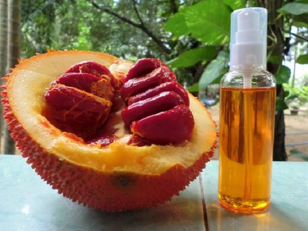 dưỡng da tự nhiên trứng gà gấc - hình minh họa 2