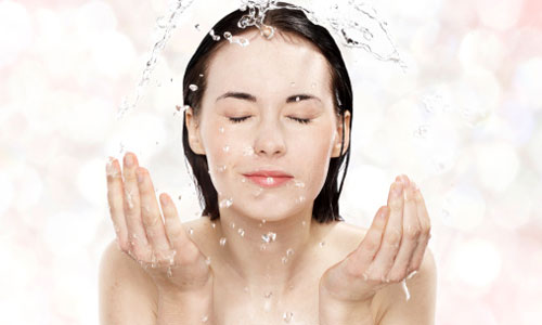 ve-sinh-da-ngay-mua-1